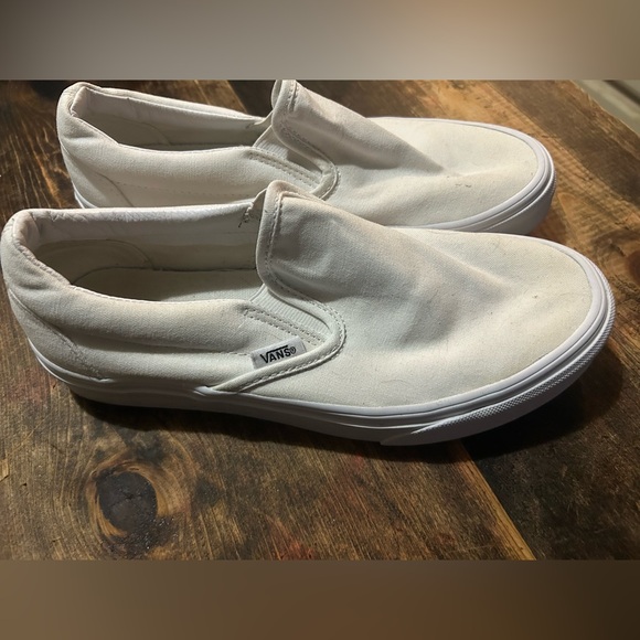 Vans White Asher Slip On Canvas Shoes Size 6.5 Mens Size 8 Women's - Picture 1 of 9